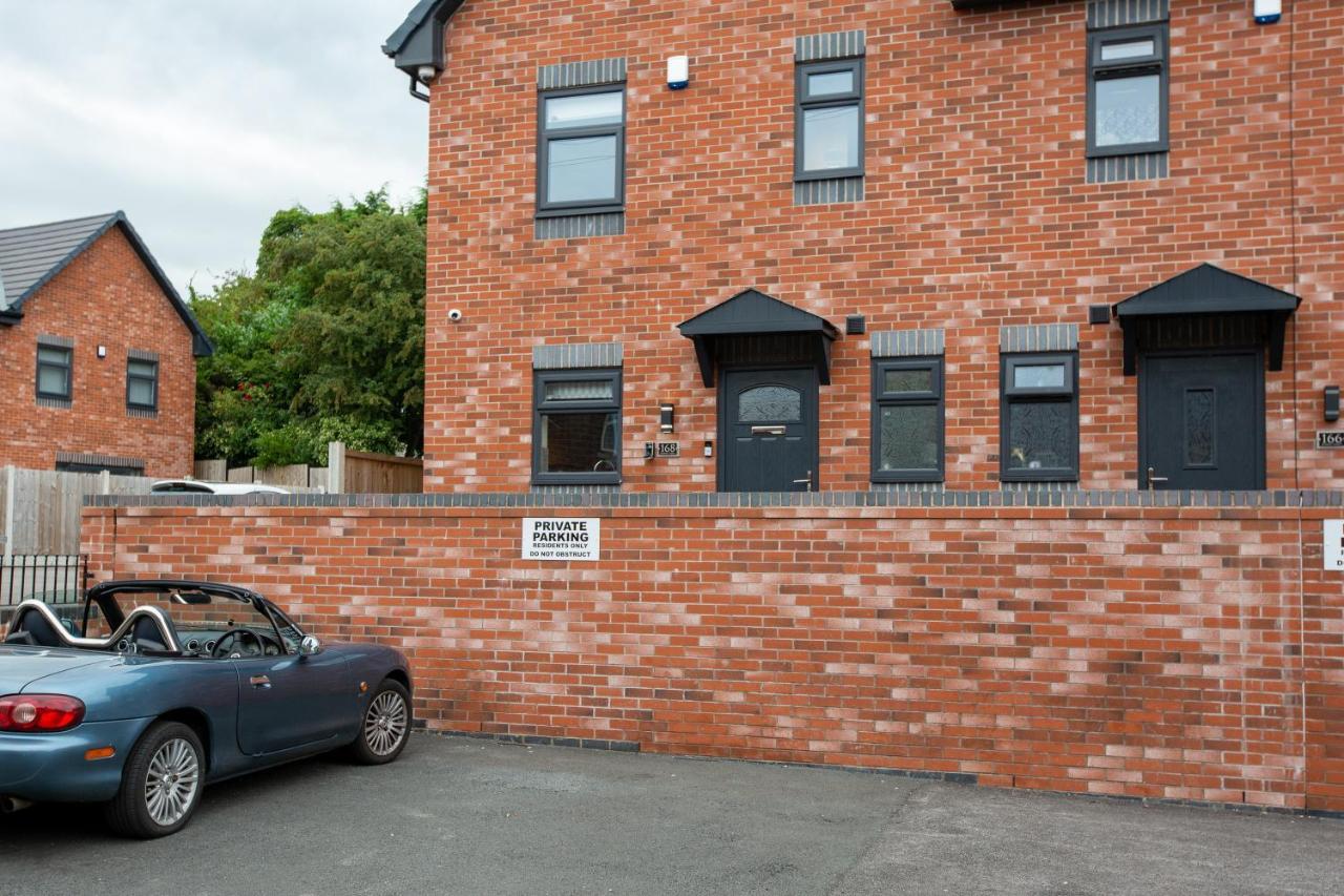 Norris - Parking Wi-Fi Contractors Preston (Lancashire) Exterior foto